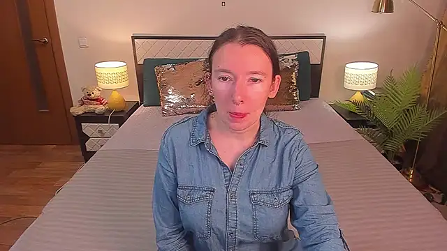 CatherineWalls online show from July 21, 2026, 3:53 am