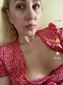 YourBlondee online show from June 2, 2026, 12:45 am