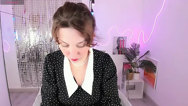 MargaretFatal online show from July 9, 2026, 5:44 am