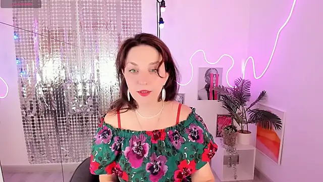MargaretFatal online show from July 19, 2026, 5:33 am