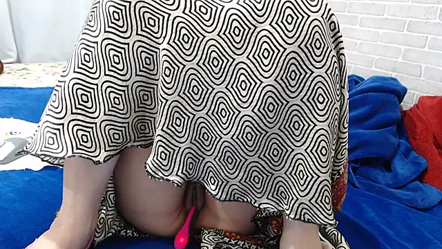 sweet luana online show from July 27, 2026, 4:08 am