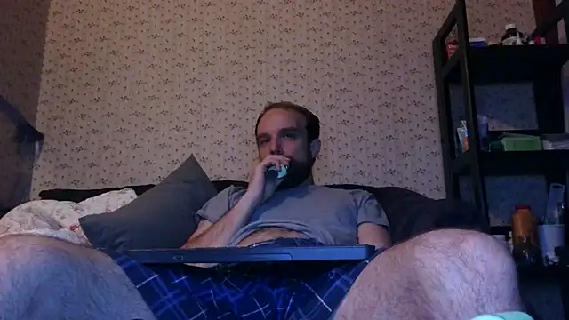 hpluvsplata online show from July 19, 2026, 3:21 am