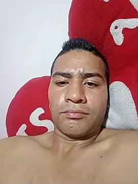EISONREINA11 online show from June 9, 2026, 2:23 am