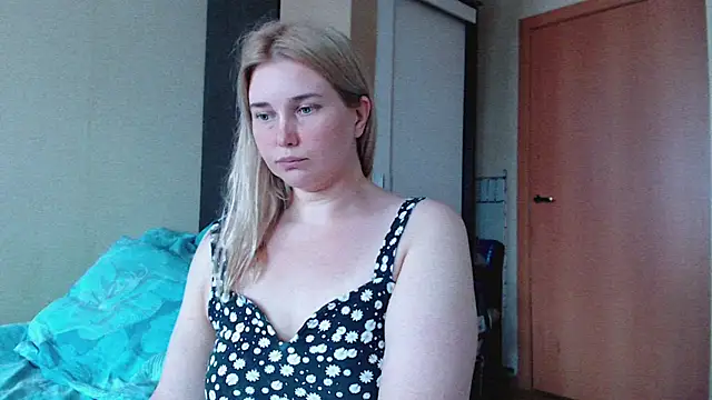 mmmPinUpGirl online show from July 4, 2026, 3:07 pm