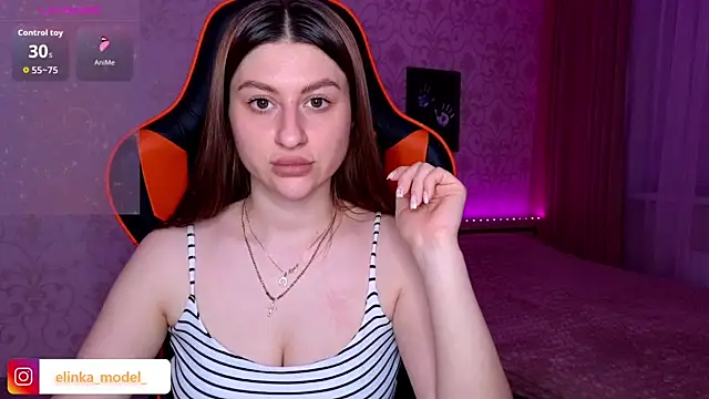 Snapshot of Elishka_ chatting on June 20, 2026, 9:50 pm Elishka online show from June 20, 2026, 9:50 pm