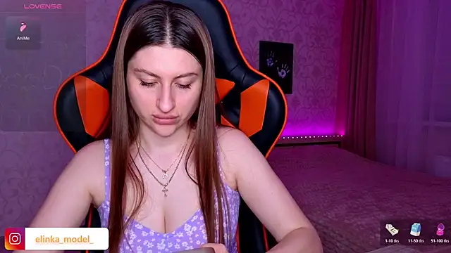 Snapshot of Elishka_ chatting on June 26, 2026, 8:02 pm Elishka online show from June 26, 2026, 8:02 pm