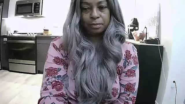 MSweetLindaParks online show from July 19, 2026, 9:13 am