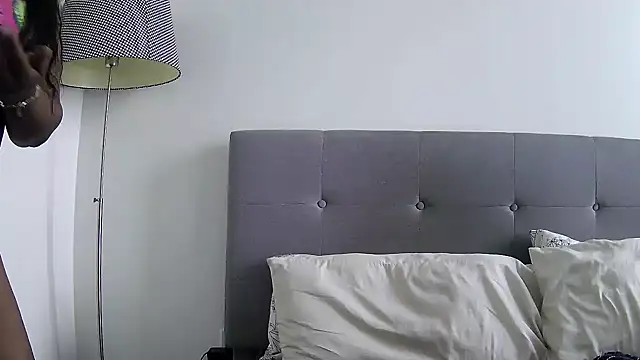 MSweetLindaParks online show from August 7, 2026, 5:48 pm