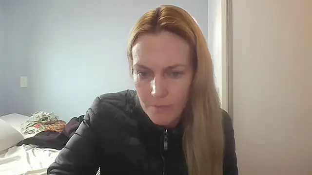Annylove1 online show from July 24, 2026, 12:14 pm