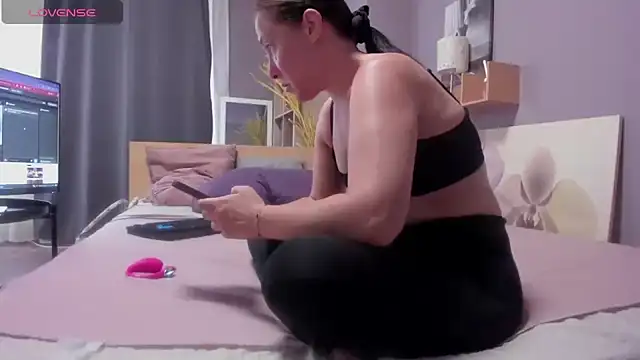myraPAWG online show from July 5, 2026, 10:44 am