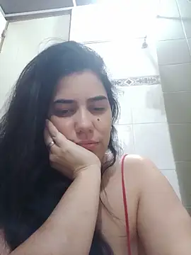 sex mia online show from May 25, 2026, 7:53 pm