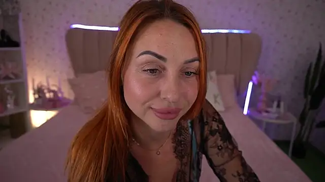 KristiiMax online show from July 22, 2026, 4:21 pm