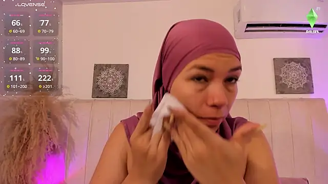 aisha vs online show from July 30, 2026, 12:37 pm