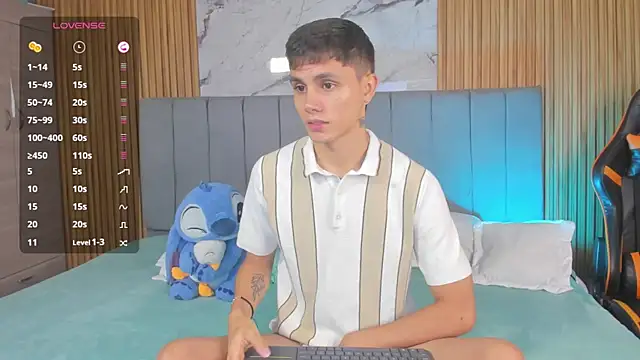 DustinLevine online show from June 24, 2026, 12:26 pm