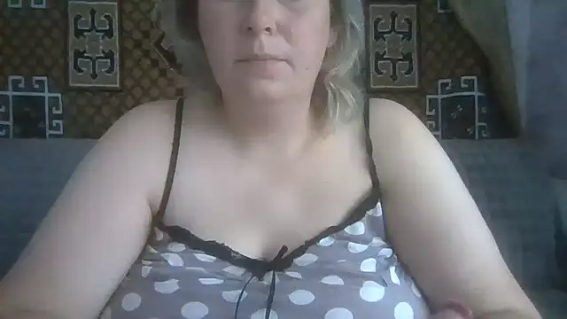 Diana Britt online show from July 13, 2026, 4:26 am