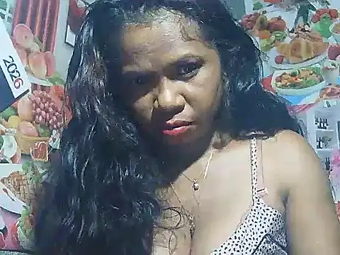 Hyncam online show from April 3, 2026, 8:07 pm