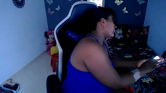 marysol83 online show from June 13, 2026, 11:02 pm