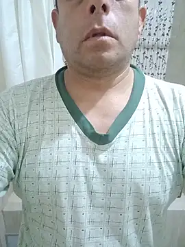 chicoguapo8 online show from June 22, 2026, 8:00 am