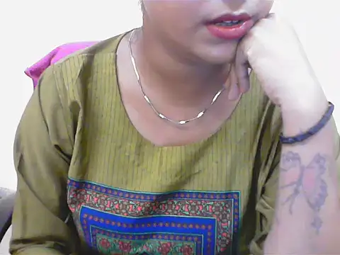 LovingPihu online show from July 23, 2026, 6:11 am