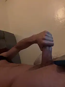 reyadXxxx online show from June 1, 2026, 2:24 am