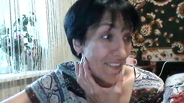 SunnyAmorre online show from June 17, 2026, 3:24 pm