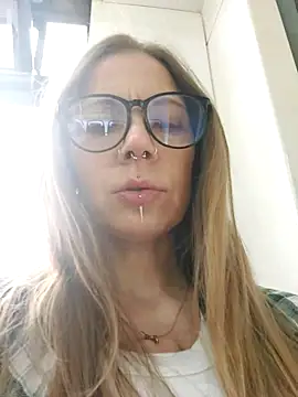 alexandra zaryanova online show from July 20, 2026, 9:34 am