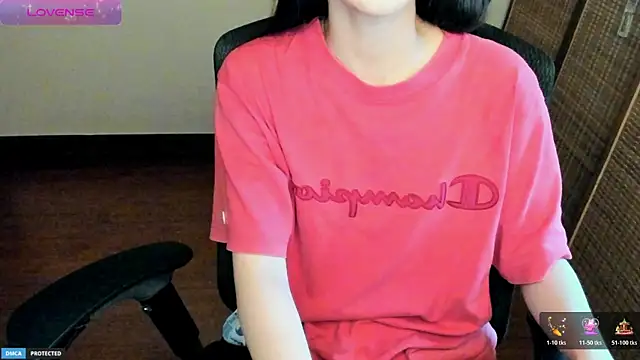 Snapshot of Ayase_momo chatting on July 9, 2026, 10:36 pm Ayase momo online show from July 9, 2026, 10:36 pm