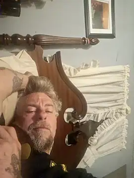 19JaSon83 online show from August 4, 2026, 2:26 am