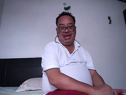 djtomxxx2777 online show from June 20, 2026, 3:26 pm