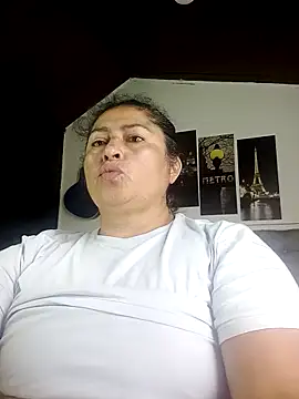 Keyla01  online show from April 23, 2026, 6:32 pm