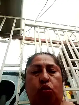 Keyla01  online show from May 4, 2026, 6:04 pm