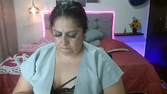 Keyla01  online show from June 22, 2026, 3:58 am