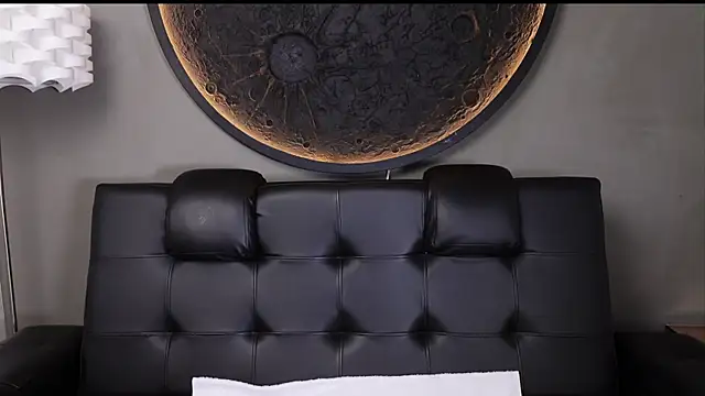 miss vaiolette online show from July 1, 2026, 11:12 am
