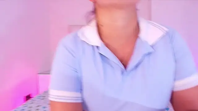  carolina fox online show from July 24, 2026, 3:04 am