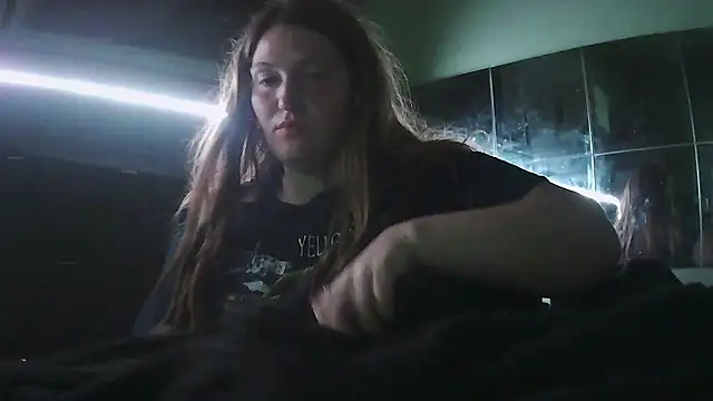 Snapshot of Angelk43 chatting on June 29, 2026, 2:51 am Angelk43 online show from June 29, 2026, 2:51 am