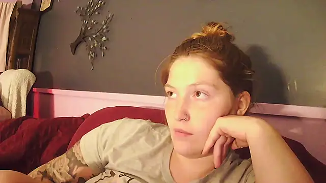 Snapshot of Angelk43 chatting on July 5, 2026, 4:19 am Angelk43 online show from July 5, 2026, 4:19 am