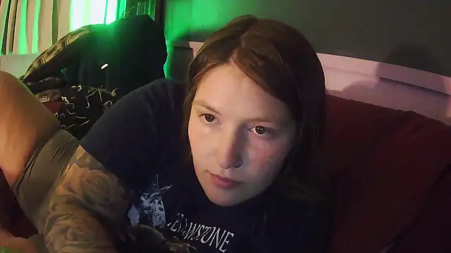 Snapshot of Angelk43 chatting on July 18, 2026, 3:22 am Angelk43 online show from July 18, 2026, 3:22 am