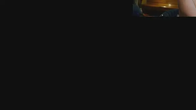 Snapshot of VanessaDoyle chatting on July 12, 2026, 9:22 am VanessaDoyle online show from July 12, 2026, 9:22 am