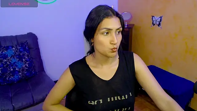 leah-666 online show from December 29, 2024, 2:10 pm