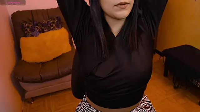 leah-666 online show from February 15, 2025, 2:11 pm