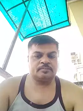 Desi Londa 143 online show from June 21, 2026, 2:58 am