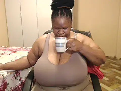 sweetnoziexx online show from July 24, 2026, 5:16 am