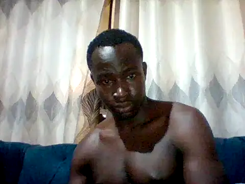 Snapshot of mclntz_bbc chatting on June 17, 2026, 10:06 am mclntz bbc online show from June 17, 2026, 10:06 am