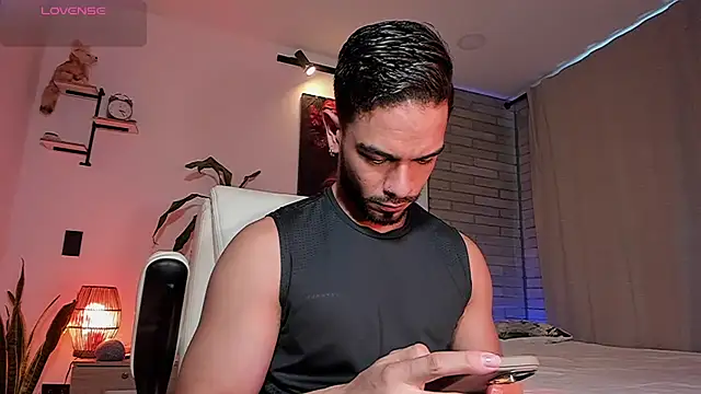 Snapshot of Josseph1_ chatting on July 14, 2026, 10:48 pm Josseph1 online show from July 14, 2026, 10:48 pm