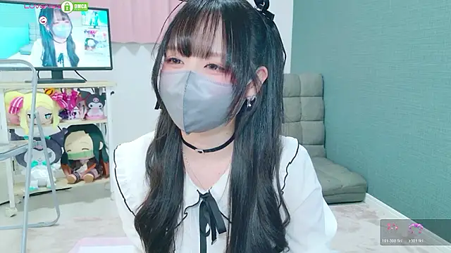 -M Hinano  online show from June 15, 2026, 1:02 pm