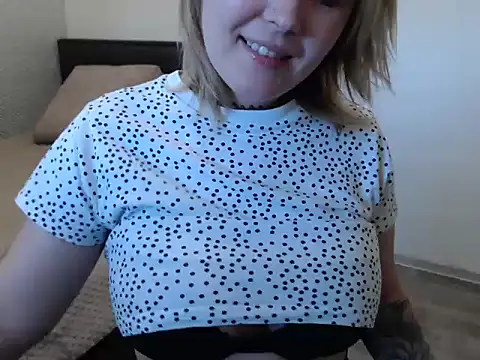 leeilawow online show from May 21, 2026, 6:20 am