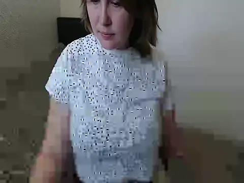 leeilawow online show from June 9, 2026, 6:47 am