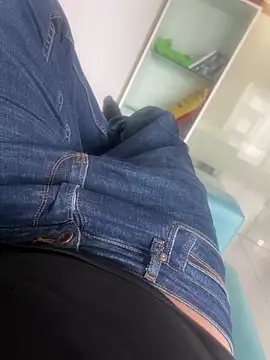 hotcuteguy xxx1 online show from July 25, 2026, 11:30 am
