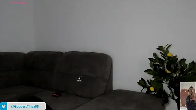 Snapshot of Goddess_Tina chatting on March 27, 2026, 3:56 pm Goddess Tina online show from March 27, 2026, 3:56 pm