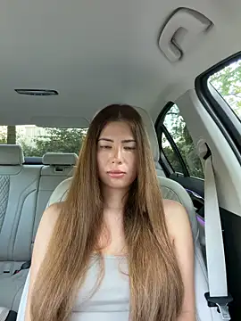clairewntr online show from June 18, 2026, 6:45 pm